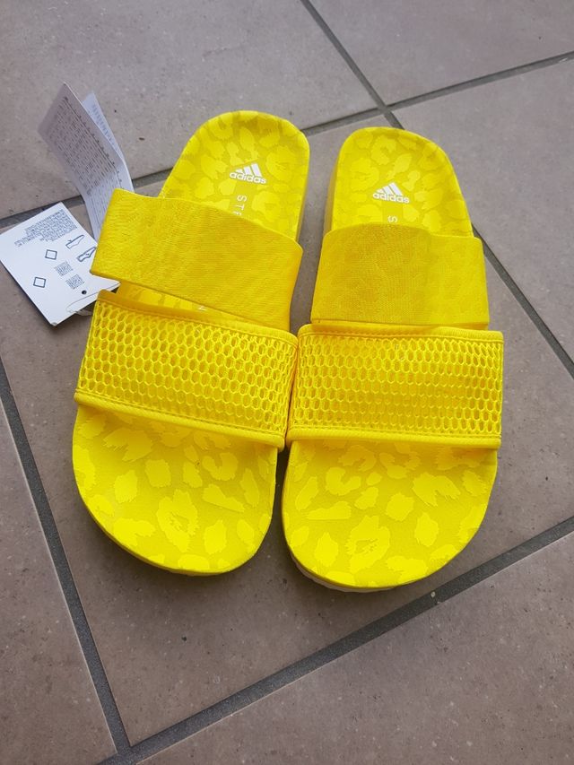 Chanclas Adidas Stella McCartney.  NUEVAS