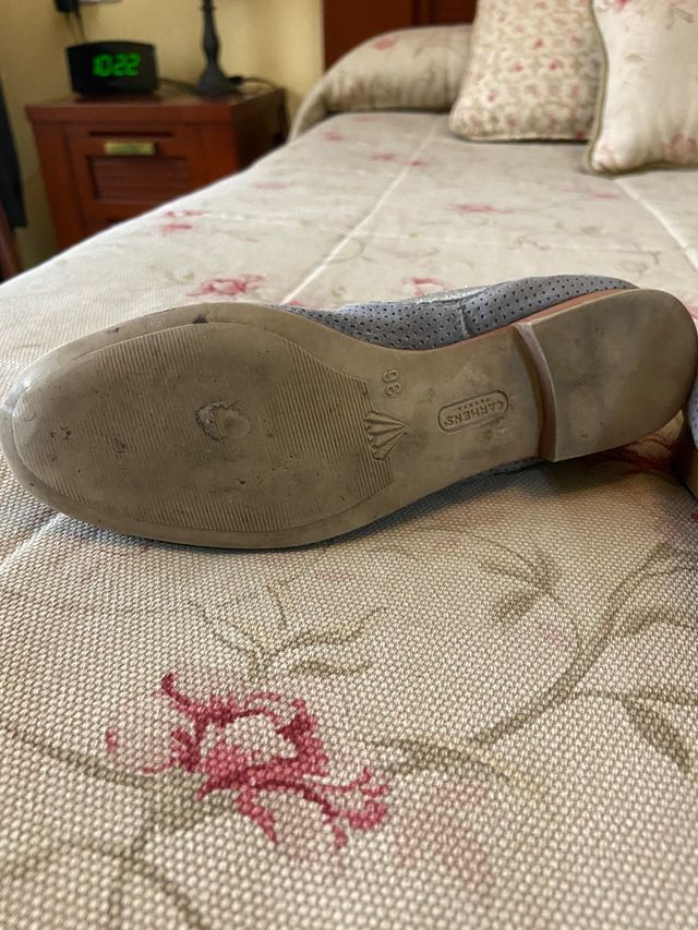 Botín de ante de verano color plateado