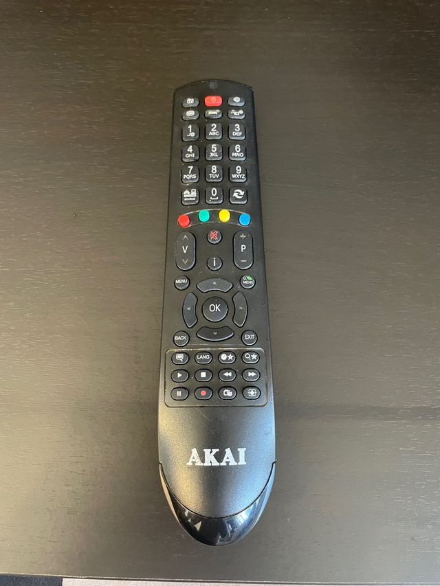 TV AKAI tvl241 24"