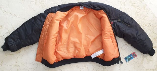 Chaqueta Bomber Color Negro - Talla L