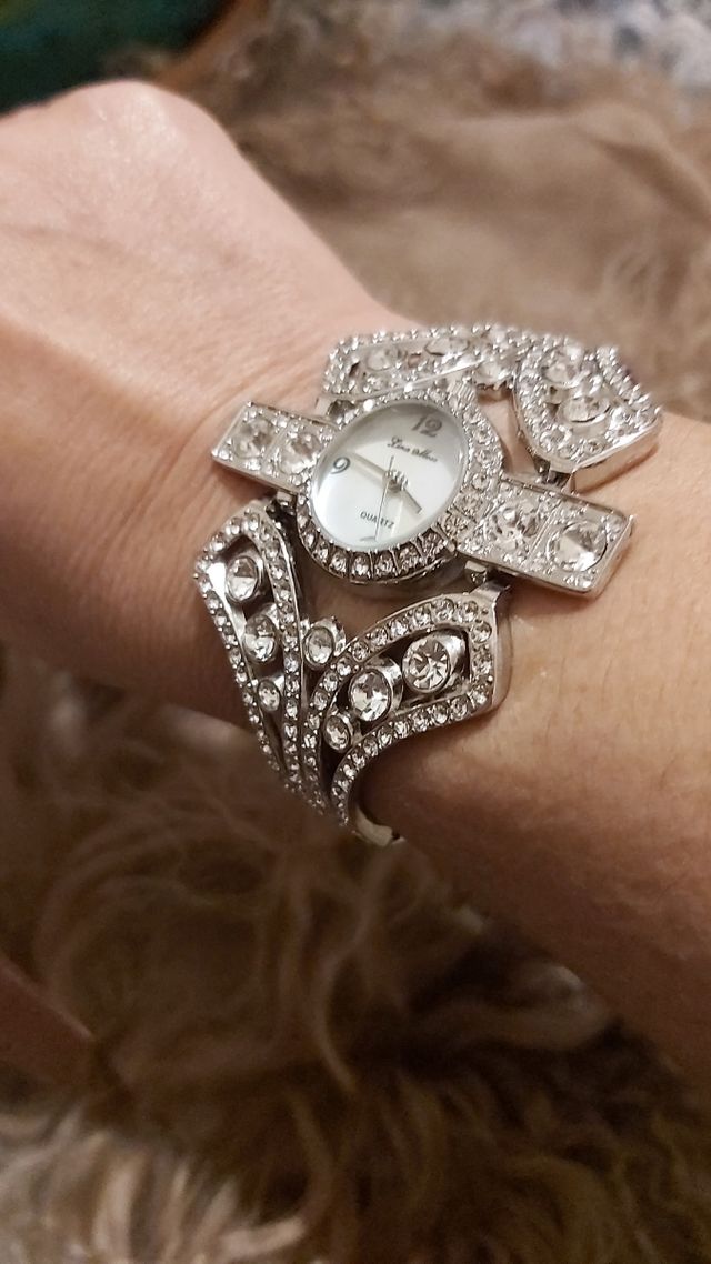 Orologio scultura con strass bijou