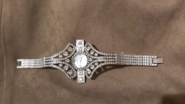 Orologio scultura con strass bijou