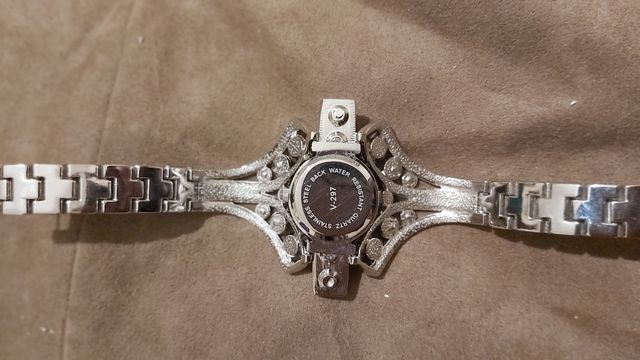 Orologio scultura con strass bijou