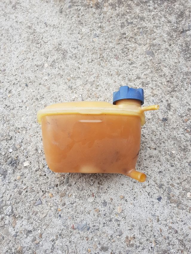 depósito expansión golf 1