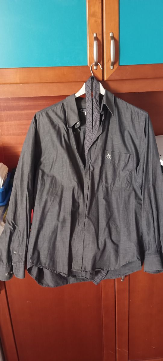 camisa y corbata hombre