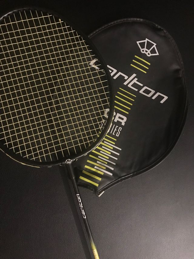 Raqueta de Bádminton Carlton con funda