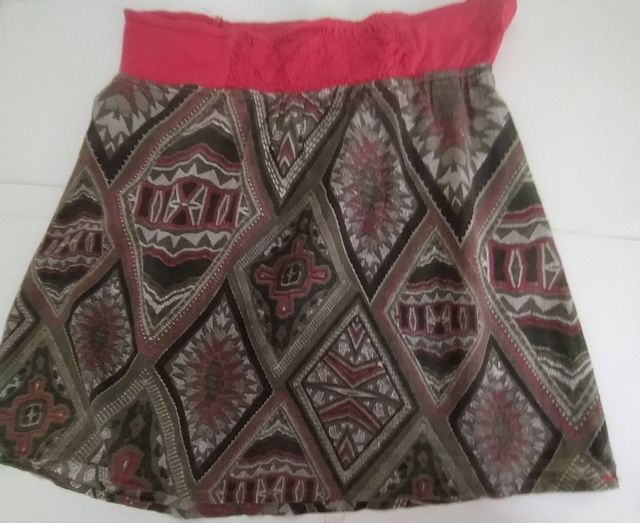 Top estampado, talla L, muy buen estado