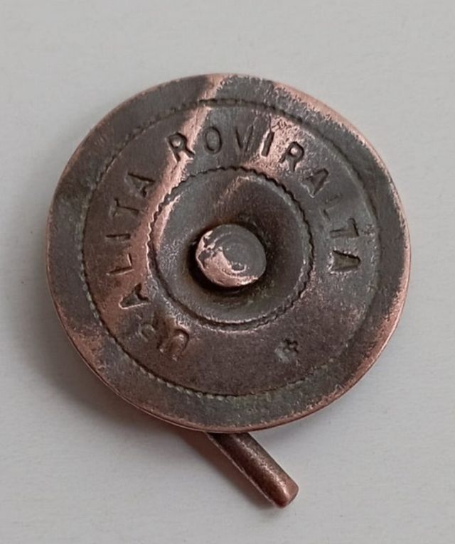 Antiguo Remache Uralita Roviralta