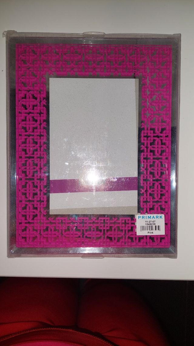 Marco fucsia muy original🎀