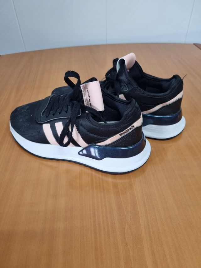 Zapatillas Adidas chica T.38.