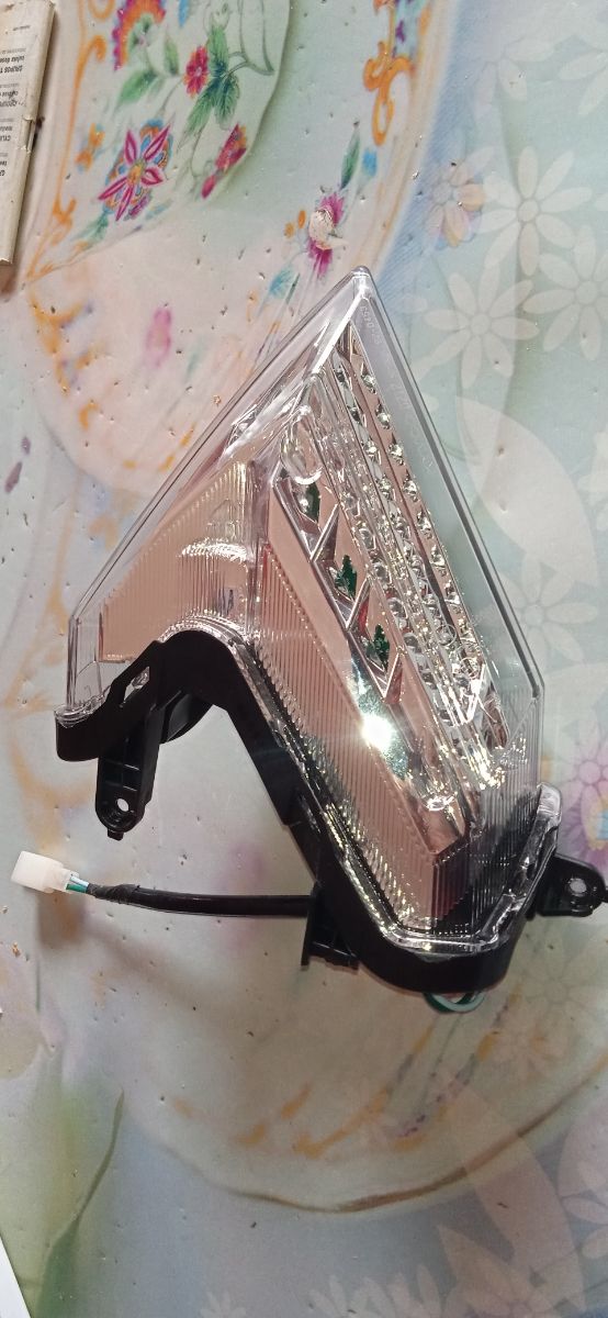 ☑️INTERMITENTE DERECHO KYMCO SUPERDINK 125