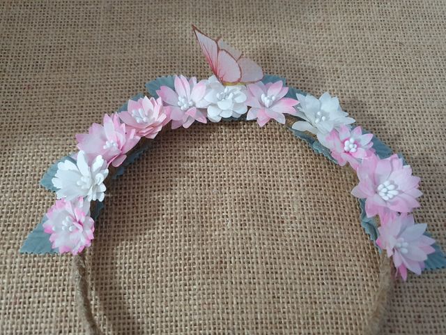 Corona Comunión flores rosas y blancas