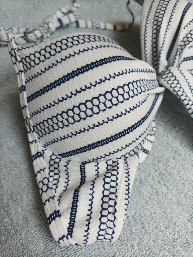 Top bikini mujer 95 Unno swim.