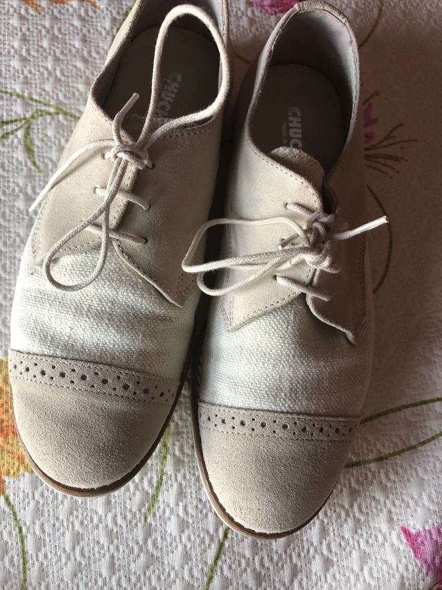 Zapato niño serraje crudo  n-34 como nuevo