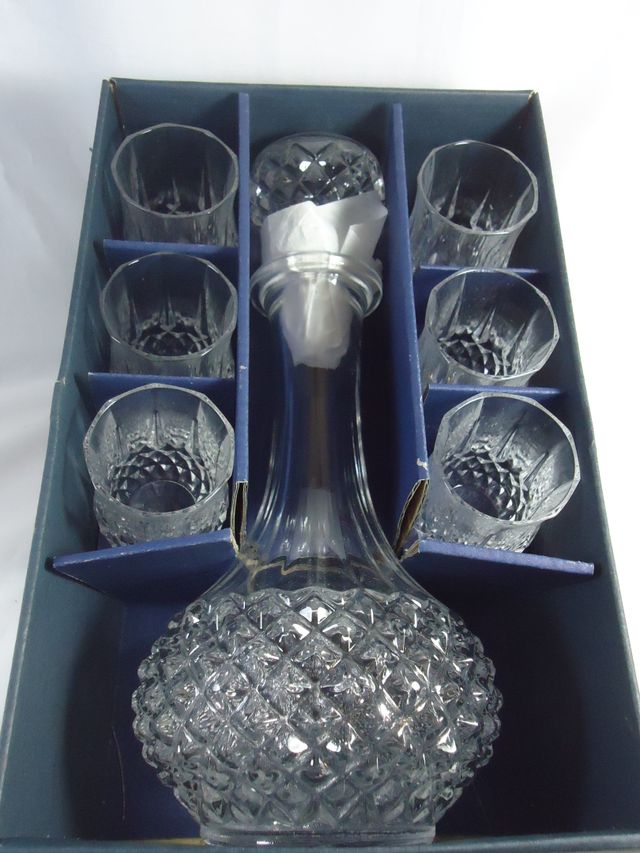 Licorera de cristal de Arques