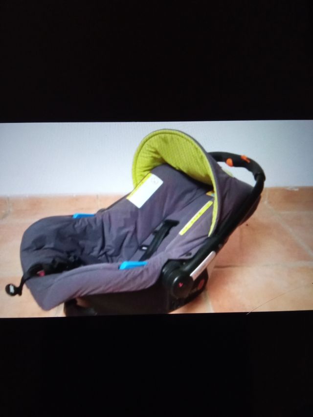 Carro bebé plegable