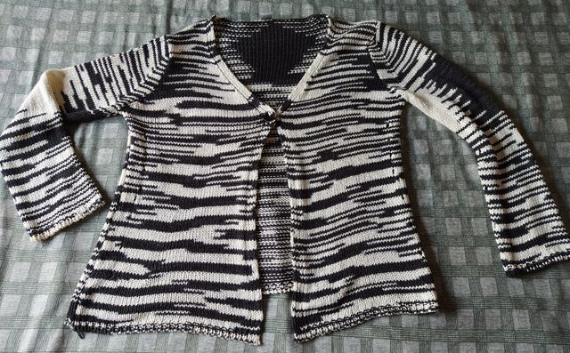 cárdigan blanco y negro