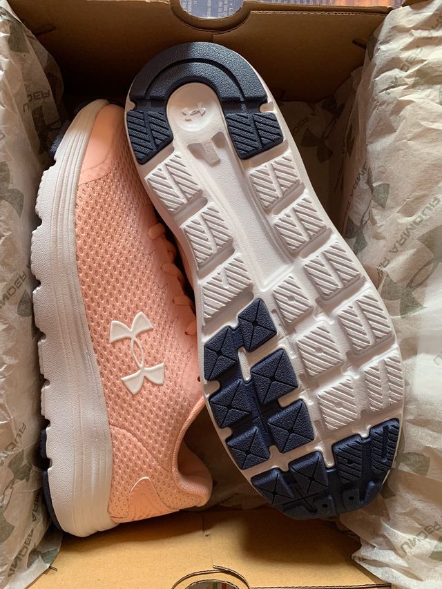 Zapatillas mujer Under Armour T38,5