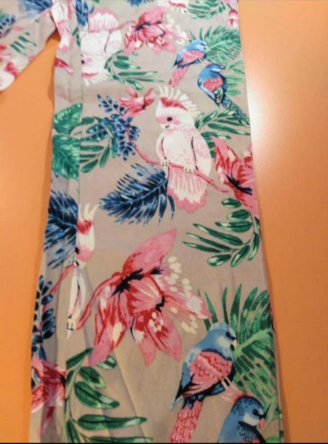 NUEVO Pantalón fluido Talla 9 y 10 años