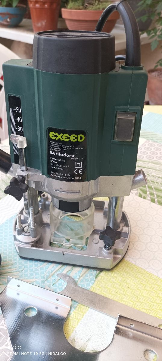 vendo fresadora de madera 850w