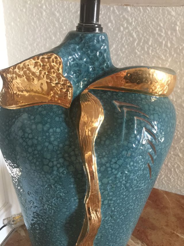 Vintage porcelana fina. Pie de Lampara.