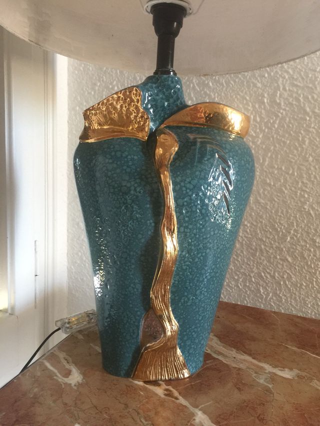 Vintage porcelana fina. Pie de Lampara.