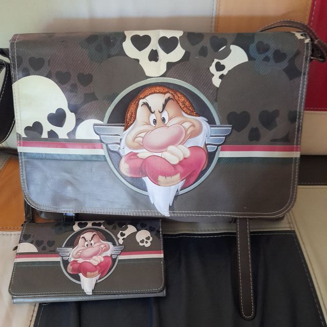 Borsa e portafoglio marca origonaleDisney