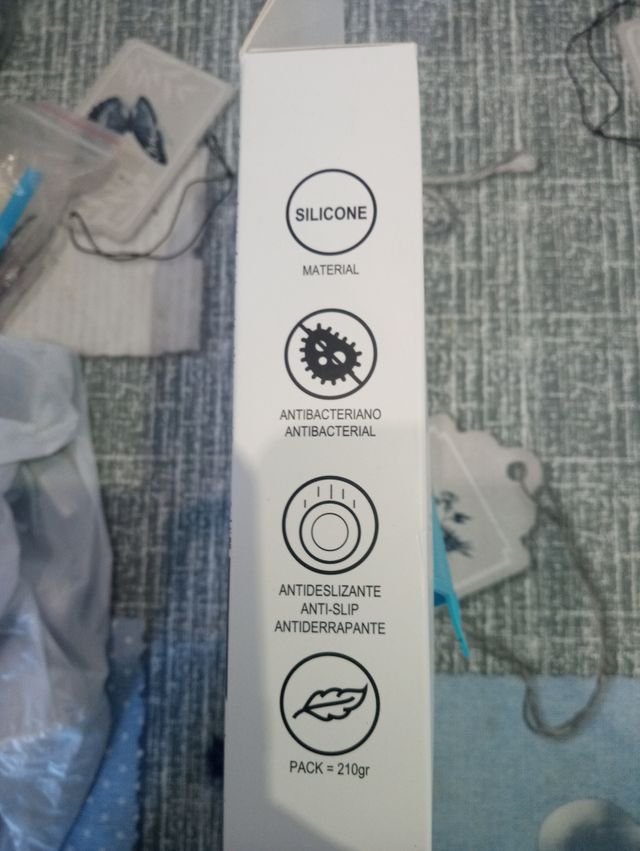 guantes de silicona nuevos