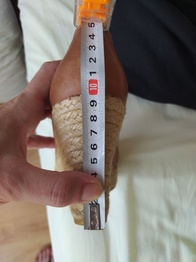 Zapatos cuña piel marrón Talla 40