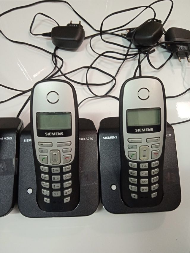 3 teléfonos inhalambricos Siemmens