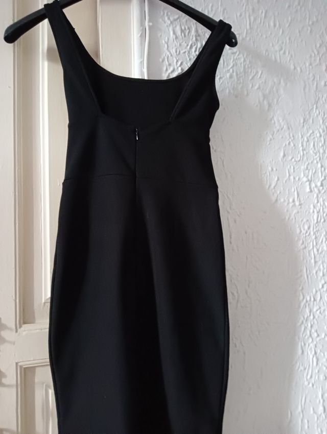 Vestido negro Bershka talla M