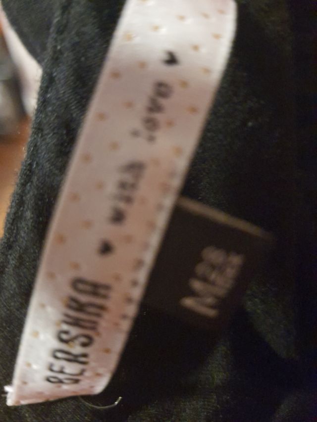 Vestido negro ajustado Bershka Talla M