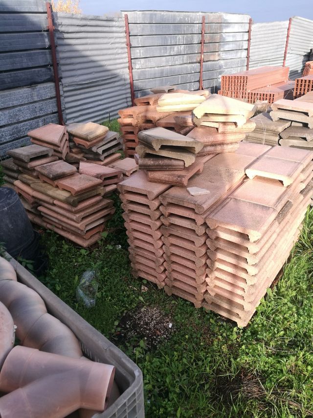 coprimuri con gocciolatoio in cemento