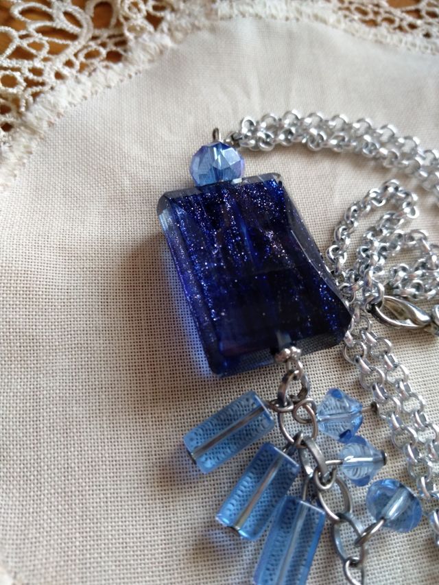 Collana  blu