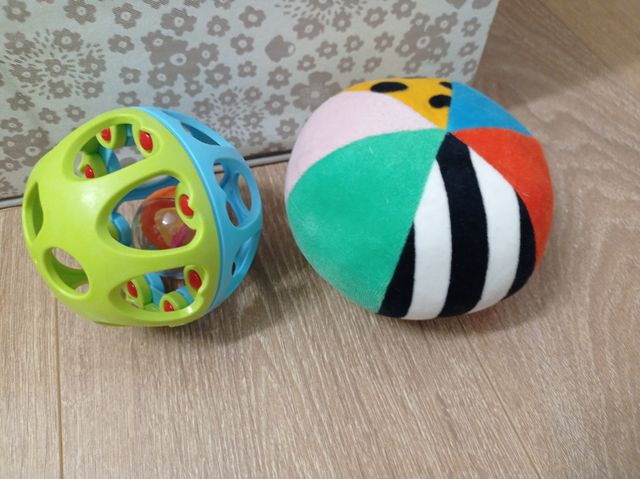 2 pelotas bebé