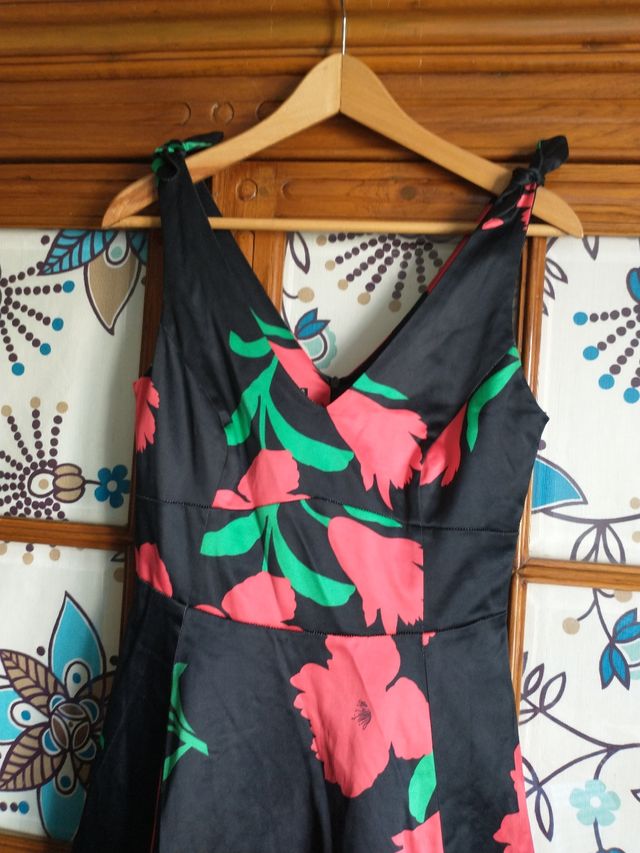 Vestido años 50 Blanco, T. 38, elástico y DIVINO!!