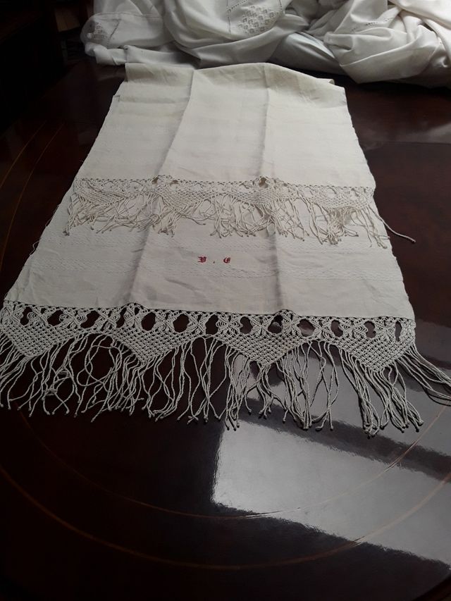 NOVAS TOALHAS DE LINHO VELHAS E FRANJAS