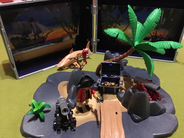 Maletin Playmobil pirata
