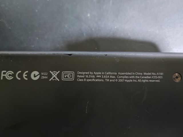 Apple MacBook 13” (A1181 - 2007) 4GB RAM