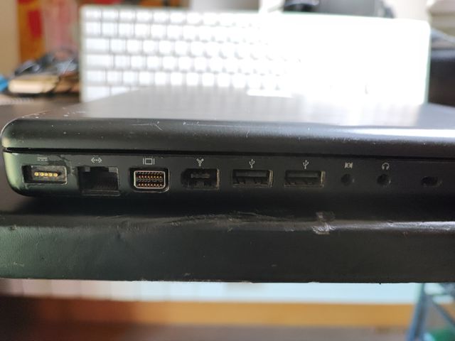 Apple MacBook 13” (A1181 - 2007) 4GB RAM