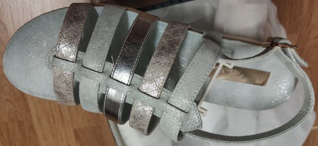 sandalias XTi talla 40 color plata nuevas