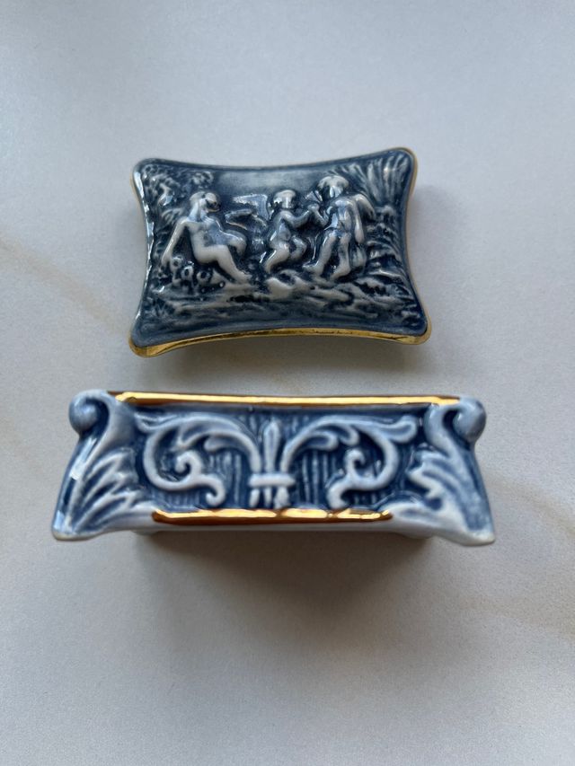 Cajita de porcelana R. Capodimonte Italy