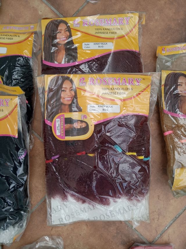 Pelucas y Extensiones a estrenar. 1 €