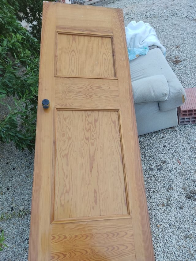 Puerta de madera