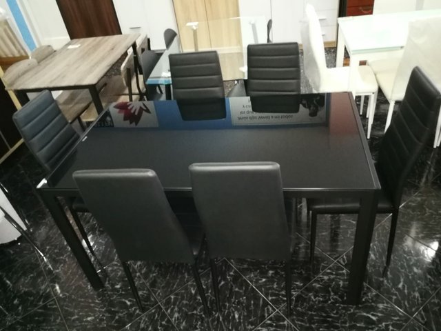 MESA CON 6 SILLAS NUEVA A ESTRENAR