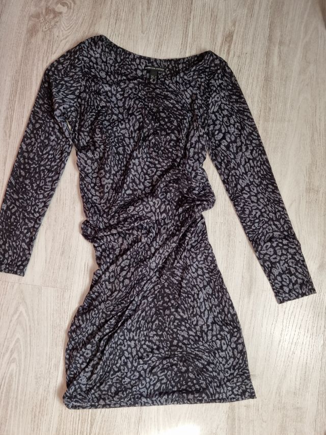 vestido animal print fruncido