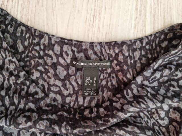 vestido animal print fruncido