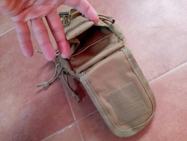 BOLSILLO/POUCH MULTI-USOS MOLLE ÁRIDO/TAN