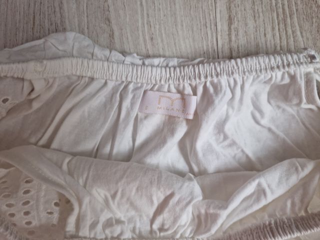 vestido blanco sin tirantes