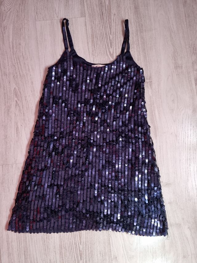 vestido con lentejuelas